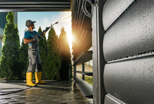 Best Oil Spill Cleanup  in Searingtown, NY